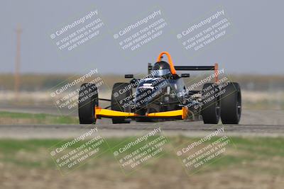 media/Oct-25-2025-CalClub SCCA (Sat) [[34c778dfbe]]/Group 3/Qualifying/